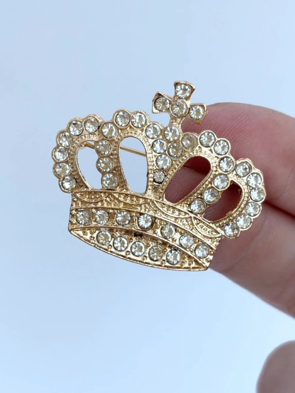 Crown Shaped Gold Toned Rhinestone Accented Vintage Inspired Brooch Pin
